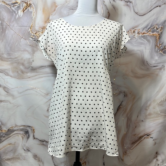 Motherhood Maternity Tops - Motherhood Maternity Black and White Polka Dot Short Sleeve with Adjust Tie Sz S